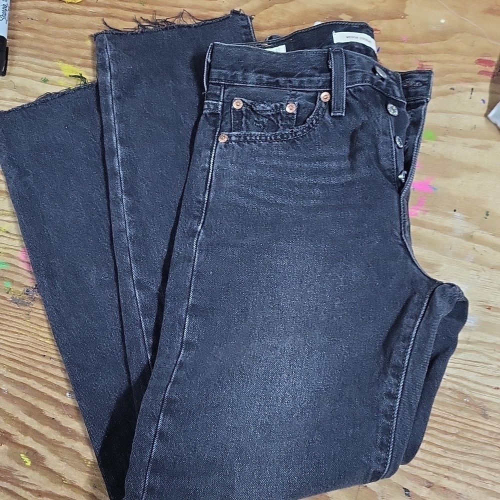 Levis Wedgie Straight 24 NWT  Black button up jeans